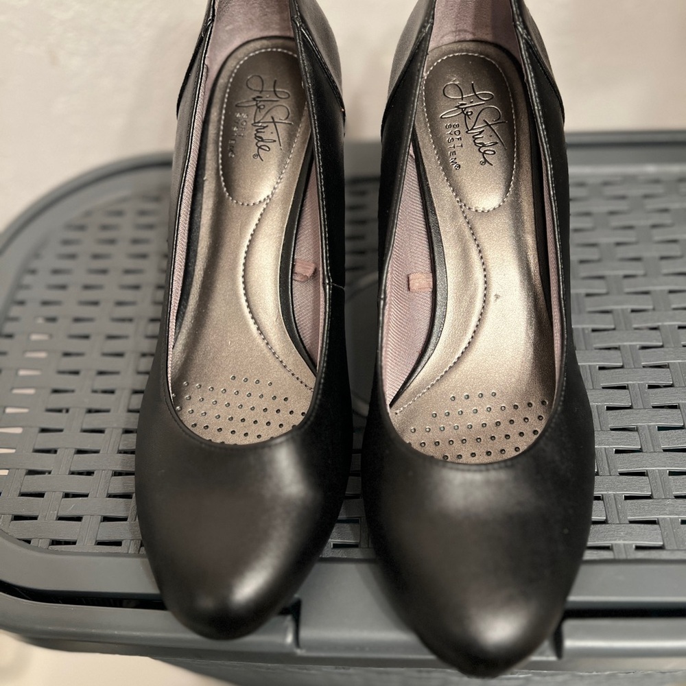 Life Stride Presto Classic Black Pumps 9.5M